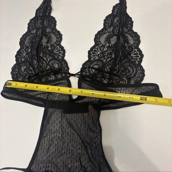 Victoria’s Secret Chantilly 2007 Lace Black Mesh Floral Teddy VTG SEXY 1PC Large - Picture 8 of 17